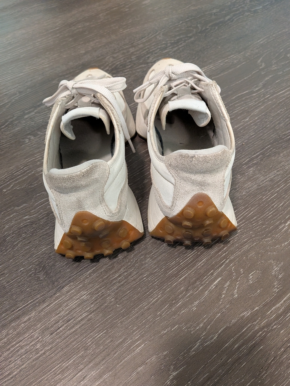 New Balance 327 Sneakers - Picture 3 of 6